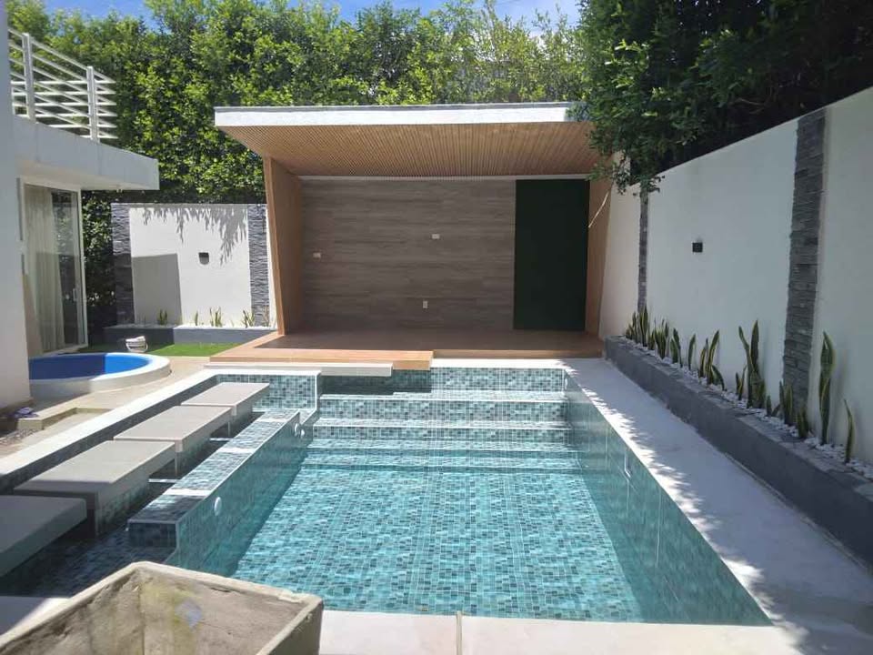 Piscinas y Zonas humedas